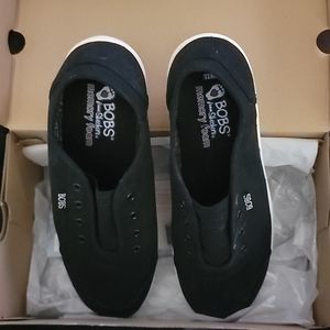 Sketchers Bob's Walkway Women's size 11 NIB